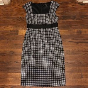 White House | Black Market